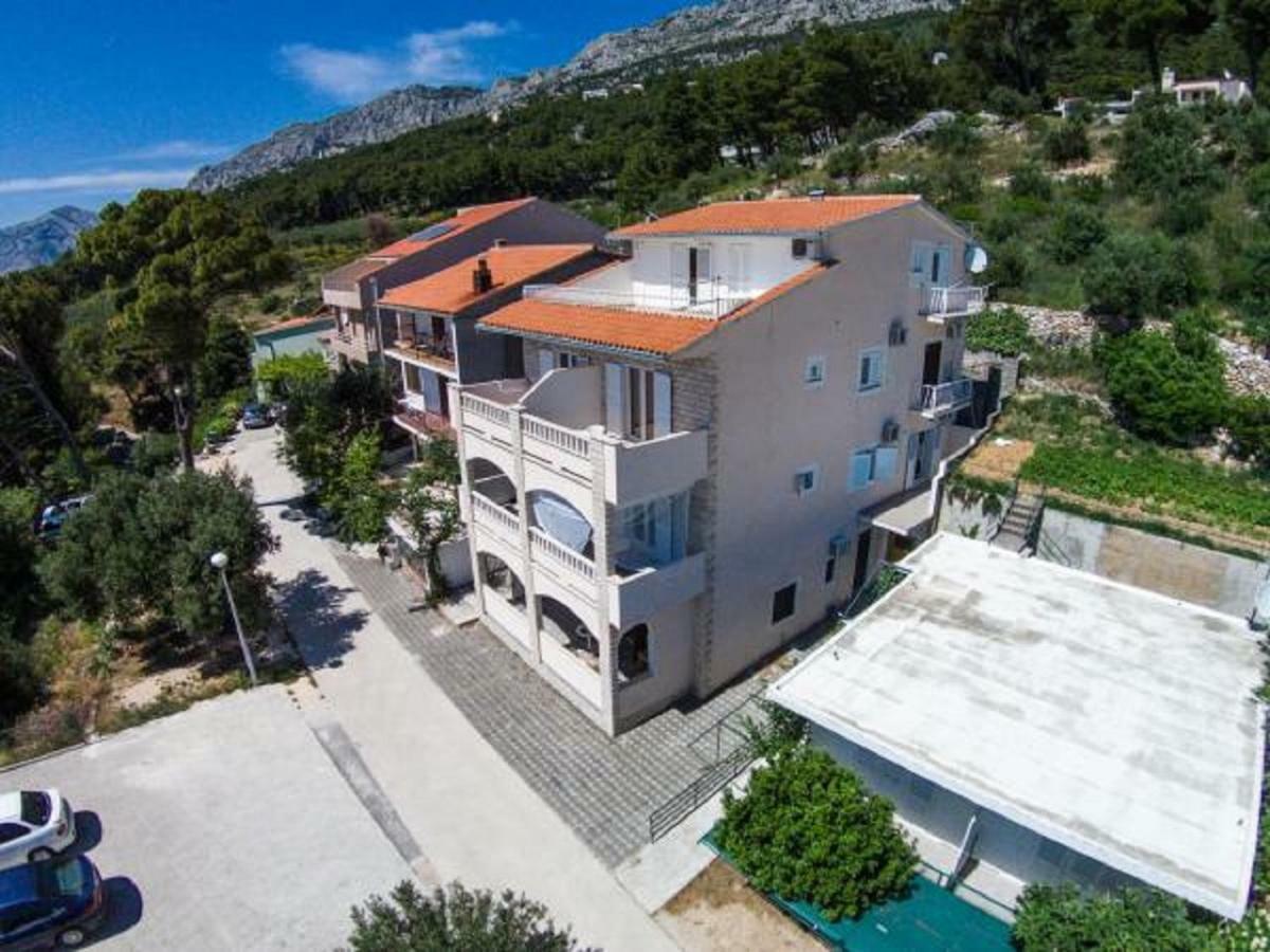 Apartments Sky Brela Exterior photo